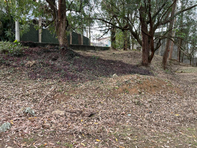 Terreno à venda Parque dos Príncipes com 602m² e 1 quarto por R$ 600.000 - 1546129146-terreno8.jpg