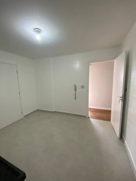 Apartamento à venda Vila Romana com 83m² e 2 quartos por R$ 580.000 - 1044488213-cozinha-saida-para-os-quartos.jpeg