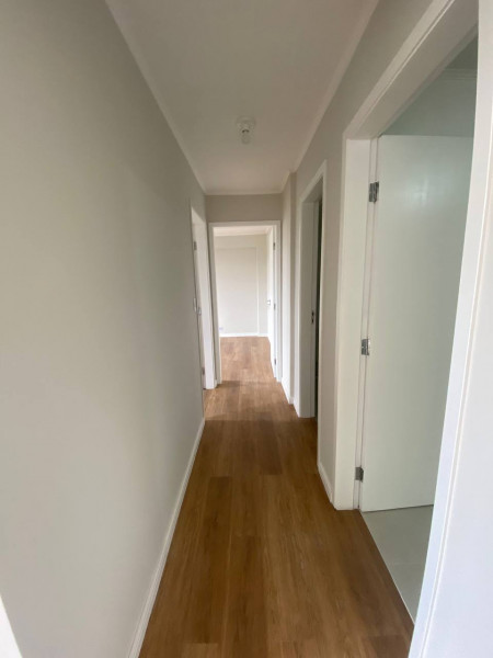 Apartamento à venda Vila Romana com 83m² e 2 quartos por R$ 580.000 - 270284033-corredor-do-quartos.jpeg