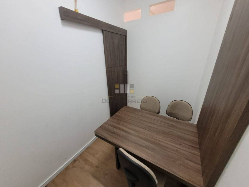 Comercial à venda Centro com 50m² e 1 quarto por R$ 102.000 - 1610807582-img-8699.jpeg