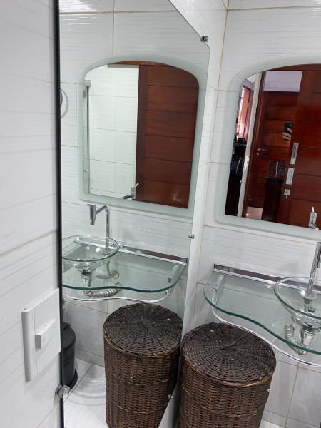 Casa à venda Clima Bom com 225m² e 3 quartos por R$ 330.000 - 697316706-0fc695ea-69b3-478a-91d7-97709cdc4664.jpeg