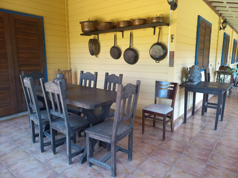 Sítio à venda Centro com 115000m² e 16 quartos por R$ 2.750.000 - 6-mesa-da-area-gourmet.jpg