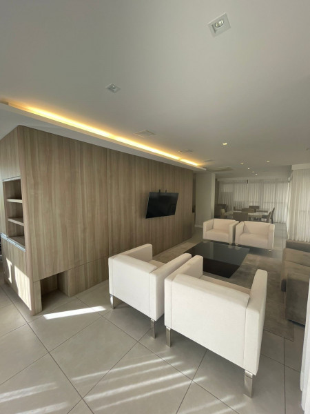 Apartamento à venda Agronômica com 130m² e 3 quartos por R$ 1.150.000 - 673672066-26.JPG