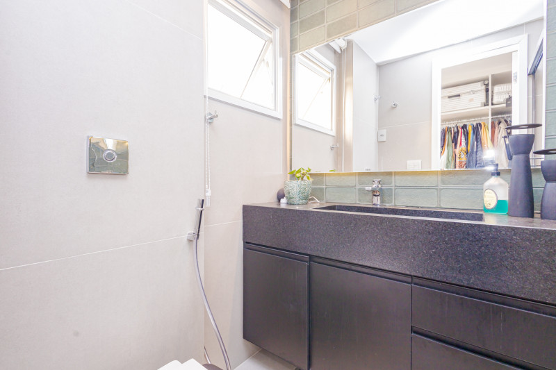 Apartamento à venda Indianópolis com 54m² e 2 quartos por R$ 969.000 - 827328077-04-banheiro-suite-1.jpg