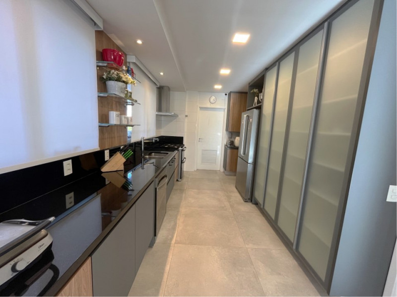 Apartamento à venda Campo Belo com 220m² e 4 quartos por R$ 4.900.000 - 277617756-cozinha-6.jpg