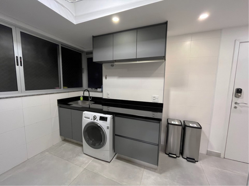 Apartamento à venda Campo Belo com 220m² e 4 quartos por R$ 4.900.000 - 321417614-lavanderia-1.jpg