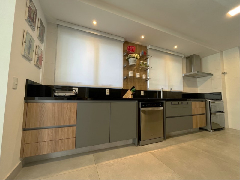 Apartamento à venda Campo Belo com 220m² e 4 quartos por R$ 4.900.000 - 324147517-cozinha-2.jpg