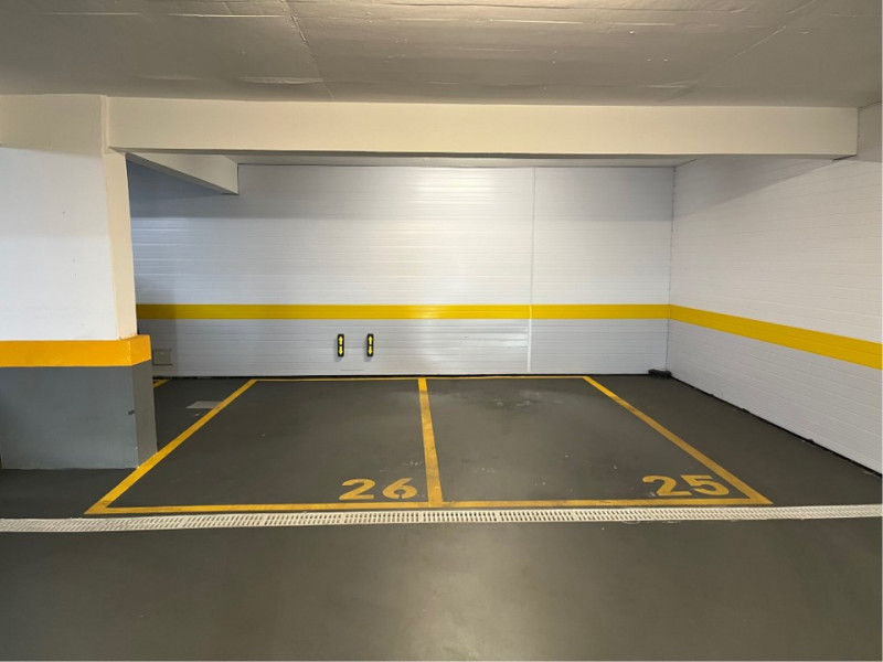 Apartamento à venda Campo Belo com 220m² e 4 quartos por R$ 4.900.000 - 324793499-garagem-1.jpg