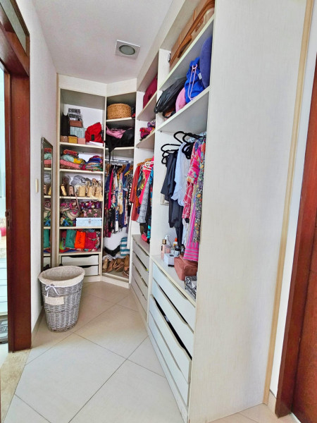 Casa à venda Lot. Bela Vista com 346m² e 5 quartos por R$ 1.380.000 - 209273068-1000373442.jpg