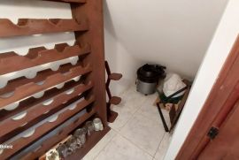 Casa à venda Caxingui com 197m² - 4 dormitórios -  vagas - R$ 1.250.000 - 702260243-20230228-092957.jpg