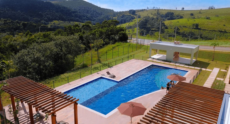 Terreno à venda Centro Histórico de São Paulo com 450m² e 1 quarto por R$ 229.000 - 655927600-piscina-e-floresta-ecologie-residencial-itatiba.jpg