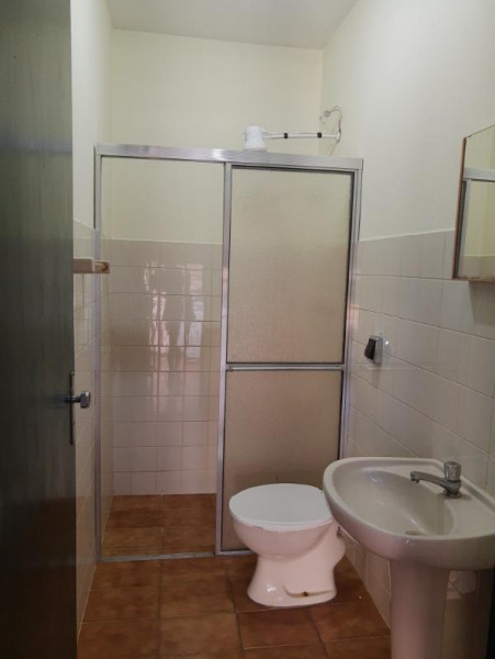Casa à venda Vila Indaiá com 197m² e 3 quartos por R$ 550.000 - 858426100-14-wc-edicula.jpg