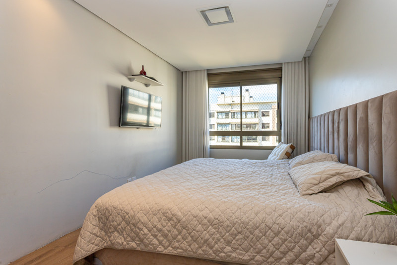 Apartamento à venda Cavalhada com 104m² e 3 quartos por R$ 898.000 - 1372435970-img-6355.jpeg