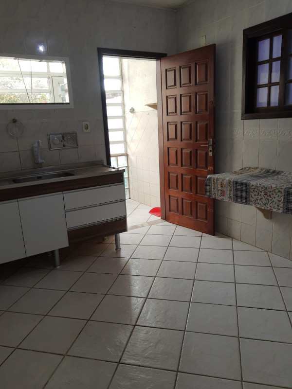 Casa de condomínio à venda Centro com 190m² e 5 quartos por R$ 550.000 - 1476638518-img-20221106-164432607.jpg