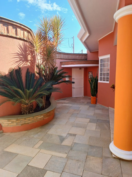 Casa à venda Jardim São Francisco com 271m² e 3 quartos por R$ 1 - 829585854-casa7.jpg