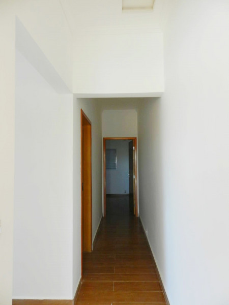 Casa à venda Jardim dos Lagos com 170m² e 3 quartos por R$ 540.000 - 989181754-casacorredor.jpg