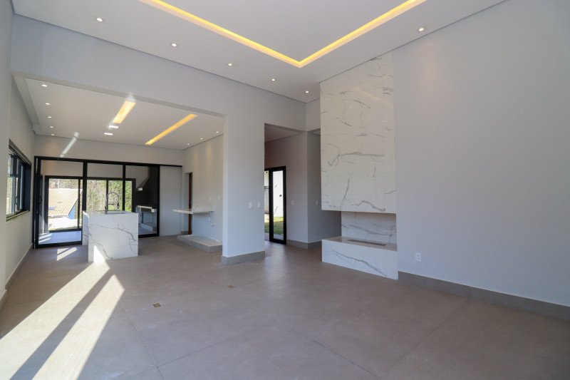 Casa de condomínio à venda Ivoturucaia com 275m² e 4 quartos por R$ 2.600.000 - 1005757385-img-9939.JPG