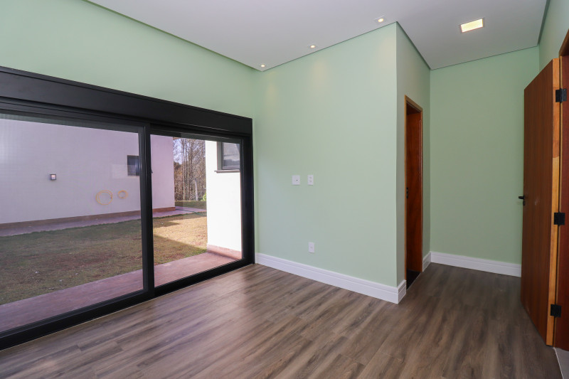 Casa de condomínio à venda Ivoturucaia com 275m² e 4 quartos por R$ 2.600.000 - 1009781593-img-9908.JPG