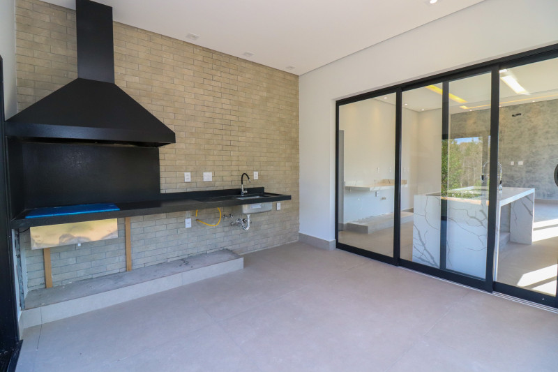 Casa de condomínio à venda Ivoturucaia com 275m² e 4 quartos por R$ 2.600.000 - 1138960627-img-9945.JPG