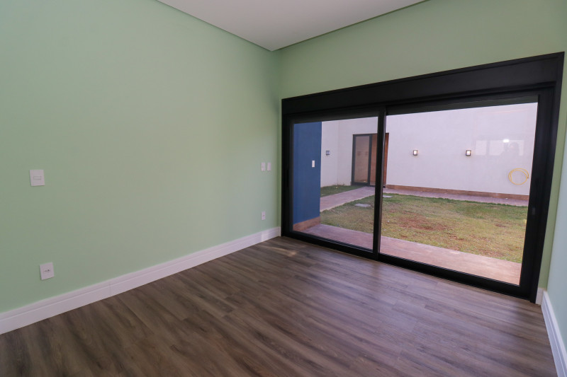 Casa de condomínio à venda Ivoturucaia com 275m² e 4 quartos por R$ 2.600.000 - 1426418868-img-9906.JPG