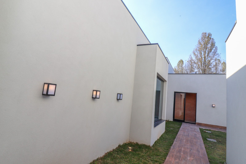 Casa de condomínio à venda Ivoturucaia com 275m² e 4 quartos por R$ 2.600.000 - 294224845-img-9895.JPG