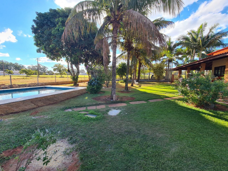 Casa de condomínio à venda Thermas de Santa Barbara com 1350m² e 3 quartos por R$ 850.000 - 79732722-casa-3.jpeg
