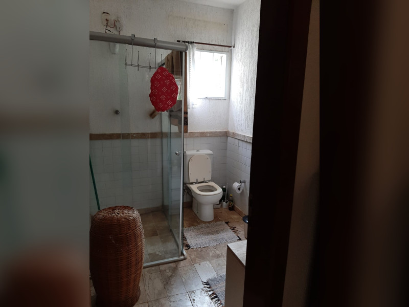 Casa à venda Centro com 220m² e 4 quartos por R$ 1.300.000 - banho-1-image-2023-08-22-at-085042.jpeg