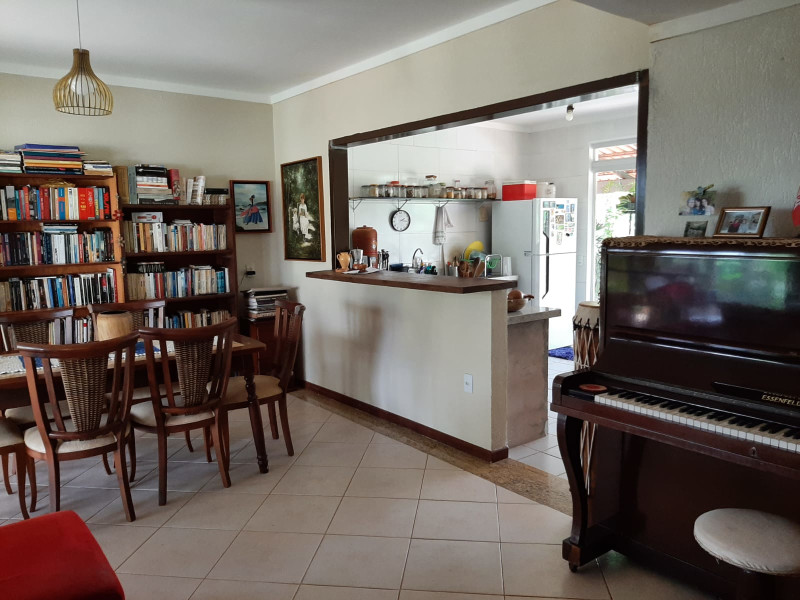 Casa à venda Centro com 220m² e 4 quartos por R$ 1.300.000 - sala-c-piano-image-2023-08-22-at-085055.jpeg