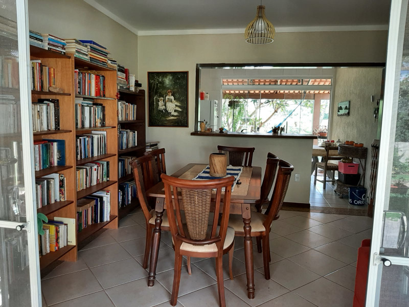 Casa à venda Centro com 220m² e 4 quartos por R$ 1.300.000 - sala-mesa-jantar-image-2023-08-22-at-085050.jpeg