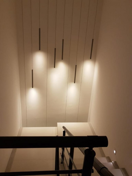 Casa de condomínio à venda Granja Viana com 450m² e 5 quartos por R$ 3.899.000 - 1852113496-escada.jpg