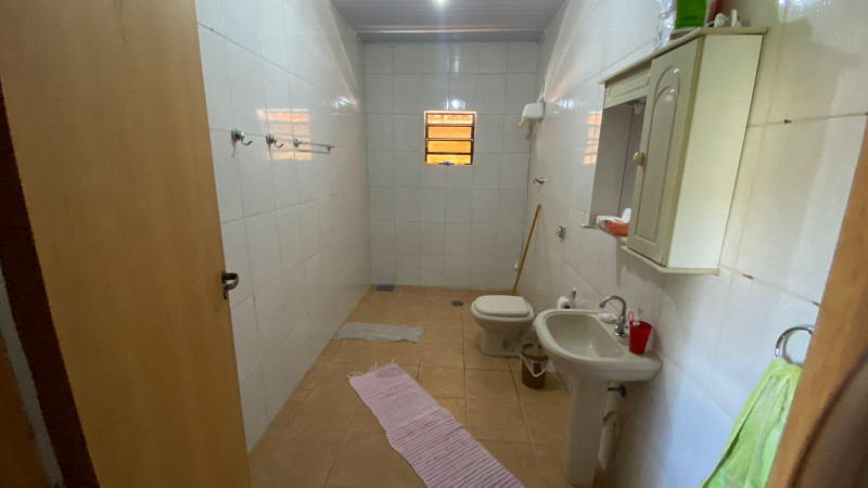Casa à venda Centro com 184m² e 3 quartos por R$ 850.000 - 1929817664-30-banheirosuperior-ibitiura01.jpeg
