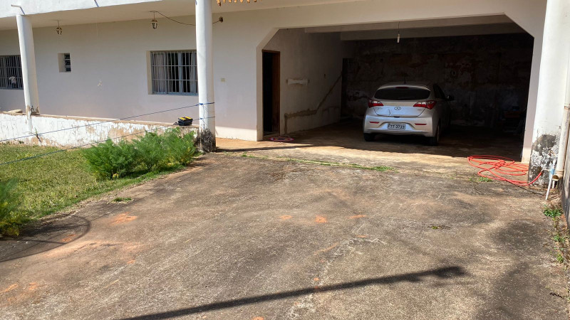 Casa à venda Centro com 184m² e 3 quartos por R$ 850.000 - 2085416573-10-garagem-ibitiura01.jpeg