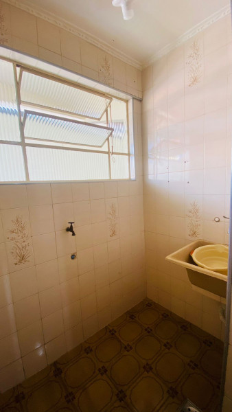 Kitnet para alugar Guaiaúna com 36m² e 1 quarto por R$ 1.400 - 2089017286-area-de-servico-1.jpg