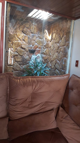 Casa à venda Bangu com 100m² e 2 quartos por R$ 650.000 - 1607513343-imagem-do-whatsapp-de-2023-08-15-as-08.jpg