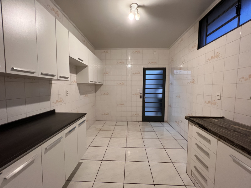 Casa à venda Jardim Nova Santa Paula com 176m² e 3 quartos por R$ 600.000 - 1357407880-img-5362.jpg