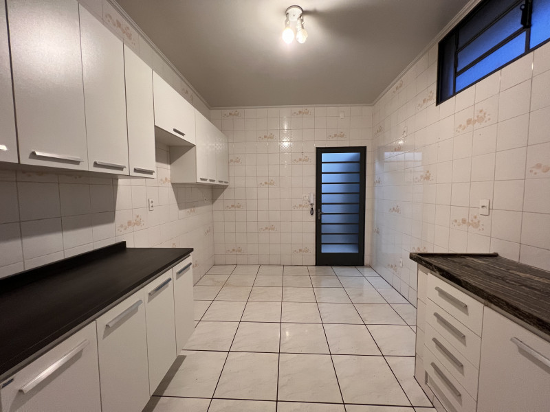 Casa à venda Jardim Nova Santa Paula com 176m² e 3 quartos por R$ 600.000 - 1685822185-img-5364.jpg