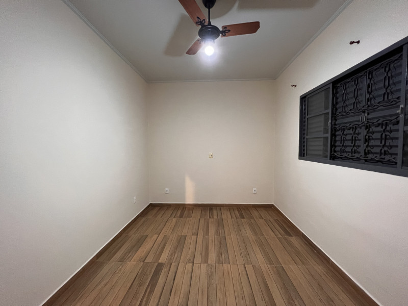 Casa à venda Jardim Nova Santa Paula com 176m² e 3 quartos por R$ 600.000 - 862467818-img-5394.jpg