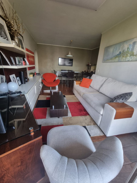 Apartamento à venda Indianópolis com 91m² e 3 quartos por R$ 1.100.000 - 438863586-sala-sofa.jpeg