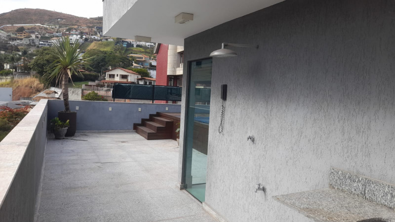 Cobertura à venda Sion com 200m² e 3 quartos por R$ 2.000.000 - 803992283-piscina-02.jpeg