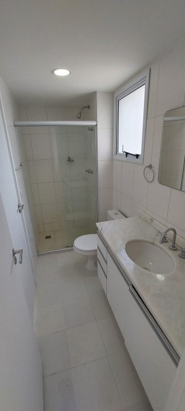 Apartamento à venda Recreio dos Bandeirantes com 107m² e 3 quartos por R$ 630.000 - 1038980394-banheiro-canadense-02.jpg