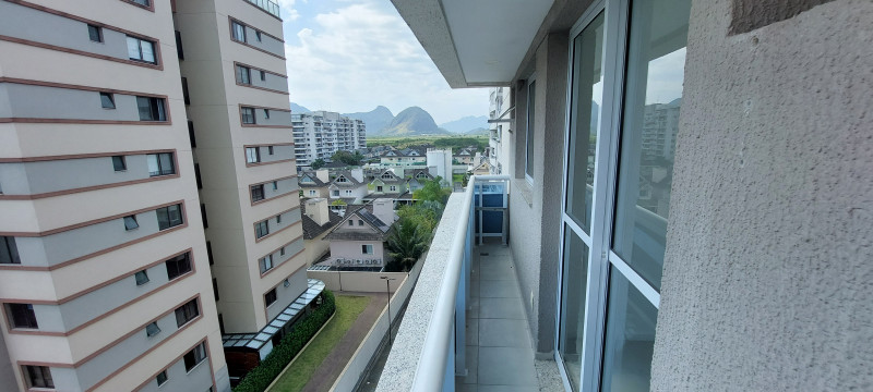 Apartamento à venda Recreio dos Bandeirantes com 107m² e 3 quartos por R$ 630.000 - 1624763232-sacada-02.jpg