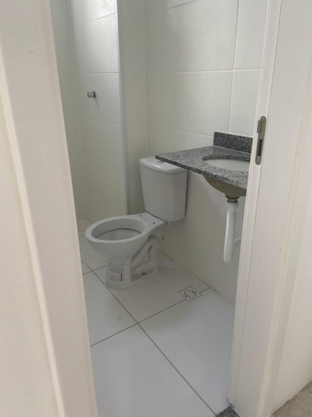 Apartamento à venda Urbanova com 51m² e 2 quartos por R$ 370.000 - 552592880-banheiro2.JPG