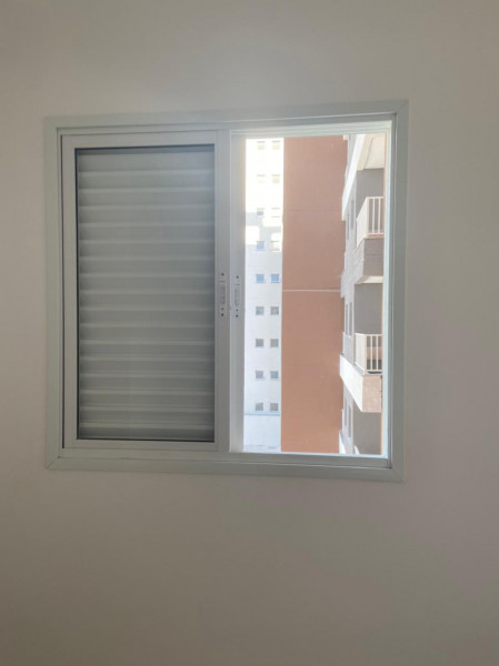 Apartamento à venda Urbanova com 51m² e 2 quartos por R$ 370.000 - 595130430-quarto-janela.JPG