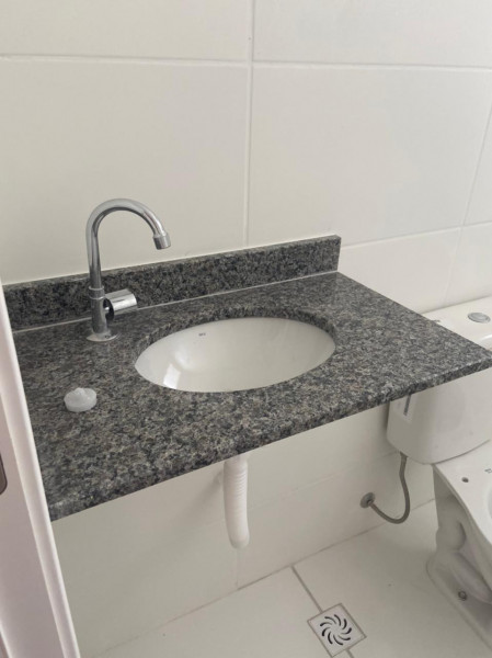 Apartamento à venda Urbanova com 51m² e 2 quartos por R$ 370.000 - 72890482-banheiro-pia.jpg