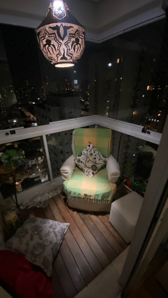 Apartamento à venda Vila Mariana com 125m² e 3 quartos por R$ 2.000.000 - 2142558551-varanda-casal-4.jpg