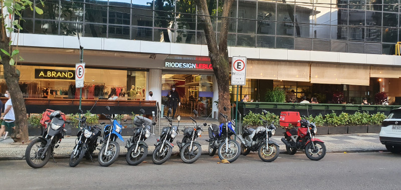 Apartamento à venda Leblon com 113m² e 2 quartos por R$ 2.100 - 2085611441-20200705-161924-frontal-ag-375.jpg