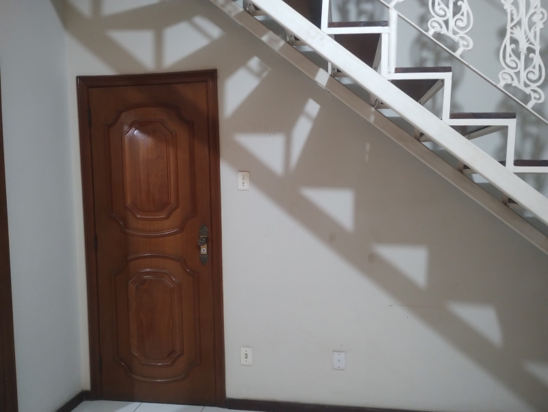 Cobertura à venda Vila da Penha com 180m² e 4 quartos por R$ 335.000 - 633258539-img-20230502-174316727.jpg