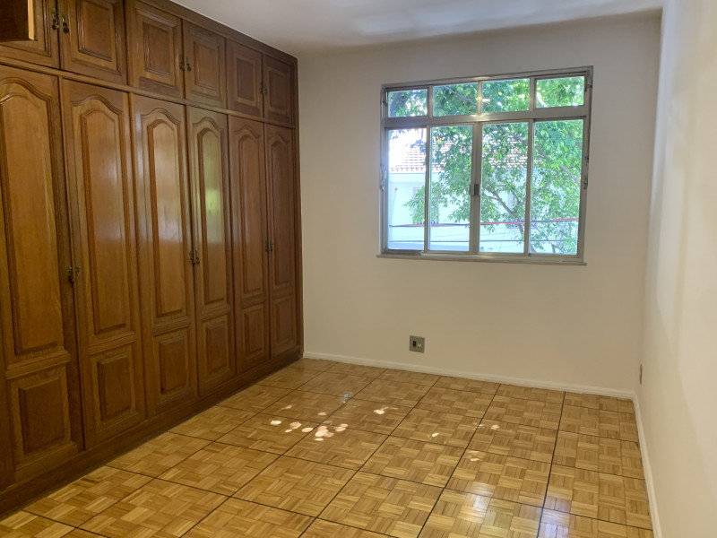 Casa à venda Tijuca com 308m² e 5 quartos por R$ 1.080.000 - 1776835347-img-3389.jpeg