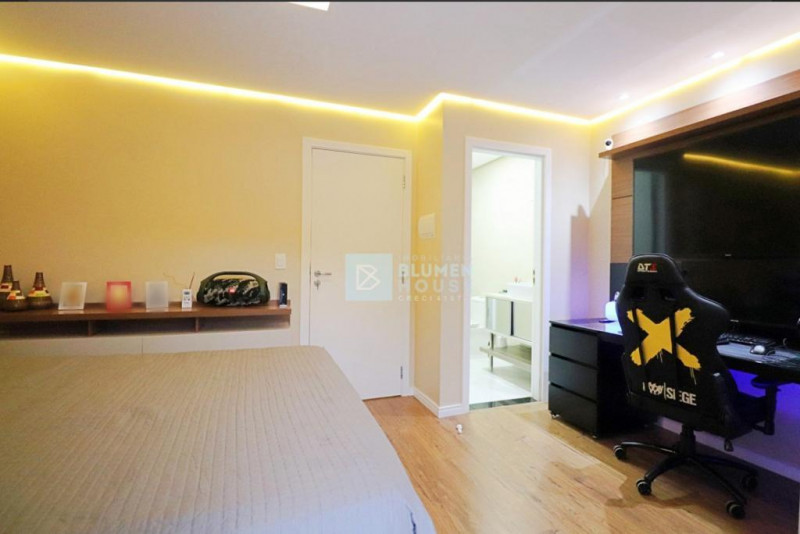 Casa à venda Velha Central com 200m² e 2 quartos por R$ 699.000 - 2081797054-13df68b8-fe8d-4cb6-8a96-e224ebc6ef9a.jpeg