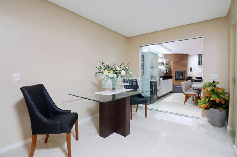 Casa à venda Velha Central com 200m² e 2 quartos por R$ 699.000 - 693065163-d8c333d4-0b7c-45d9-ba6a-865f7238b175.jpeg